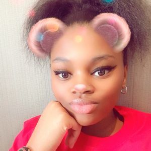 Meet your Posher, La'shēa